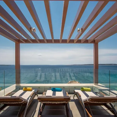 Mandre Villa *