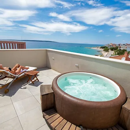 Villa Katja & Hana By Pag Tours