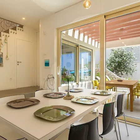 Katja & Hana By Pag Tours Kolan