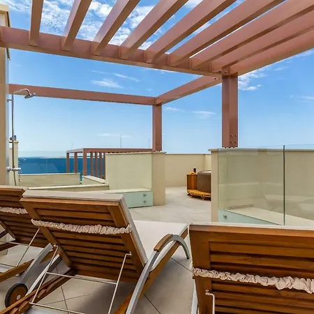 Katja & Hana By Pag Tours *