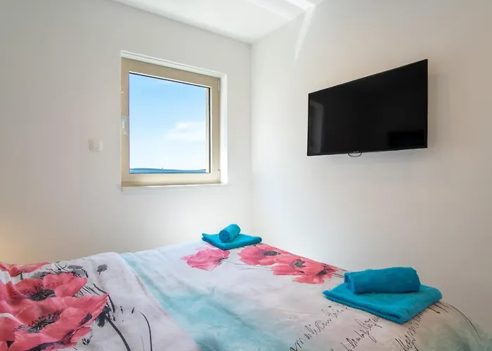 וילה Katja & Hana By Pag Tours *