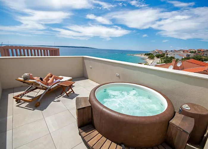 וילה Katja & Hana By Pag Tours