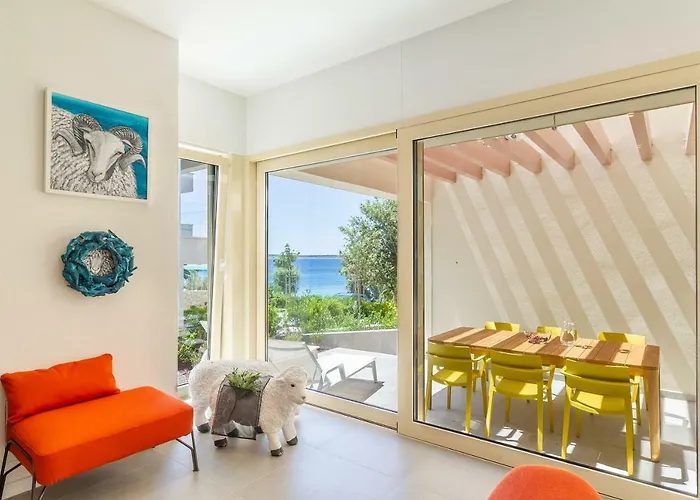 Katja & Hana By Pag Tours וילה *