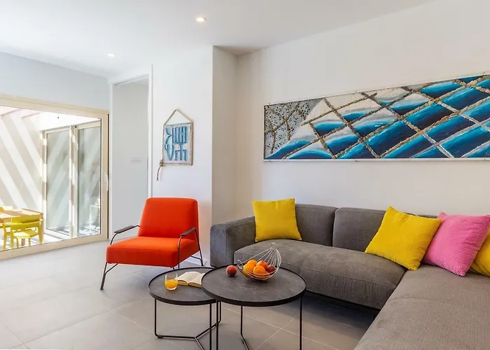 Katja & Hana By Pag Tours וילה קולאן