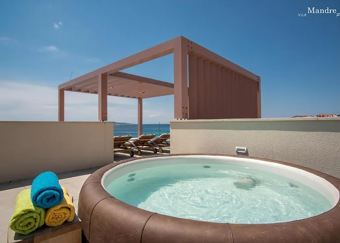 Katja & Hana By Pag Tours Вилла Колан