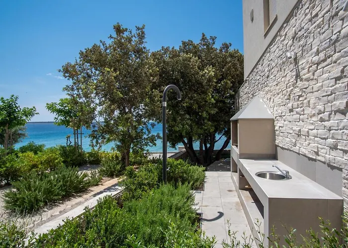 Villa Katja & Hana By Pag Tours Kolan