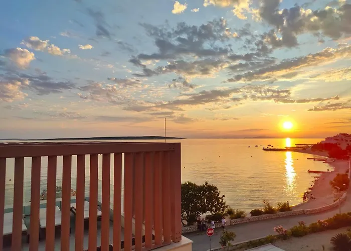 Katja & Hana By Pag Tours Вилла Колан