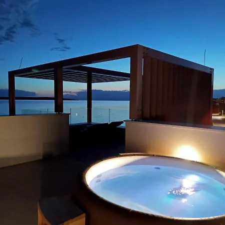 Katja & Hana By Pag Tours Βίλα Kolan