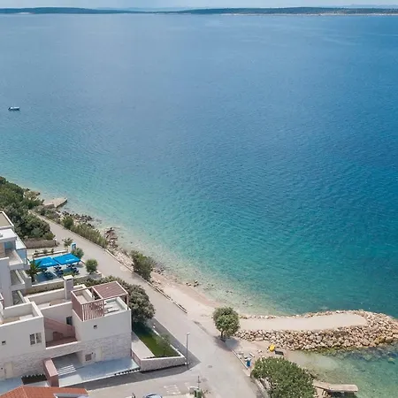 Katja & Hana By Pag Tours Βίλα