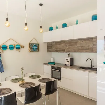 Katja & Hana By Pag Tours Βίλα Kolan