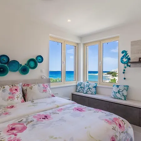 Katja & Hana By Pag Tours Βίλα Kolan